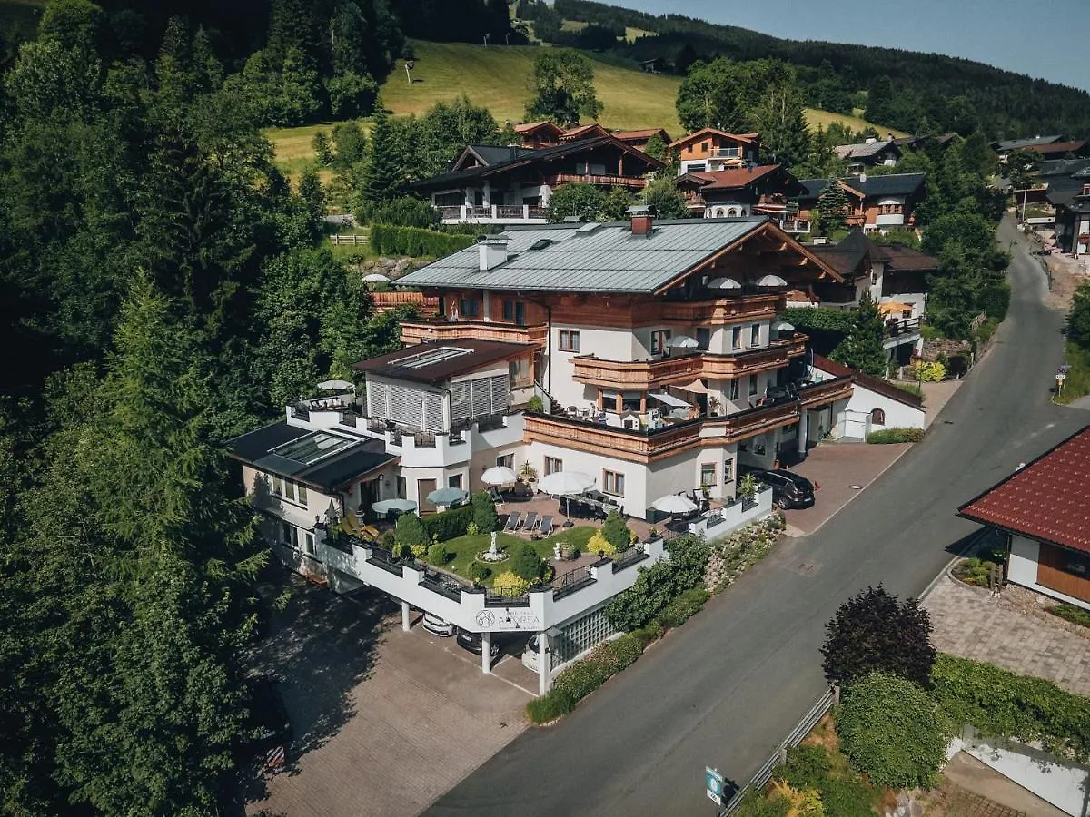 Landhaus Andrea Saalbach Apartment